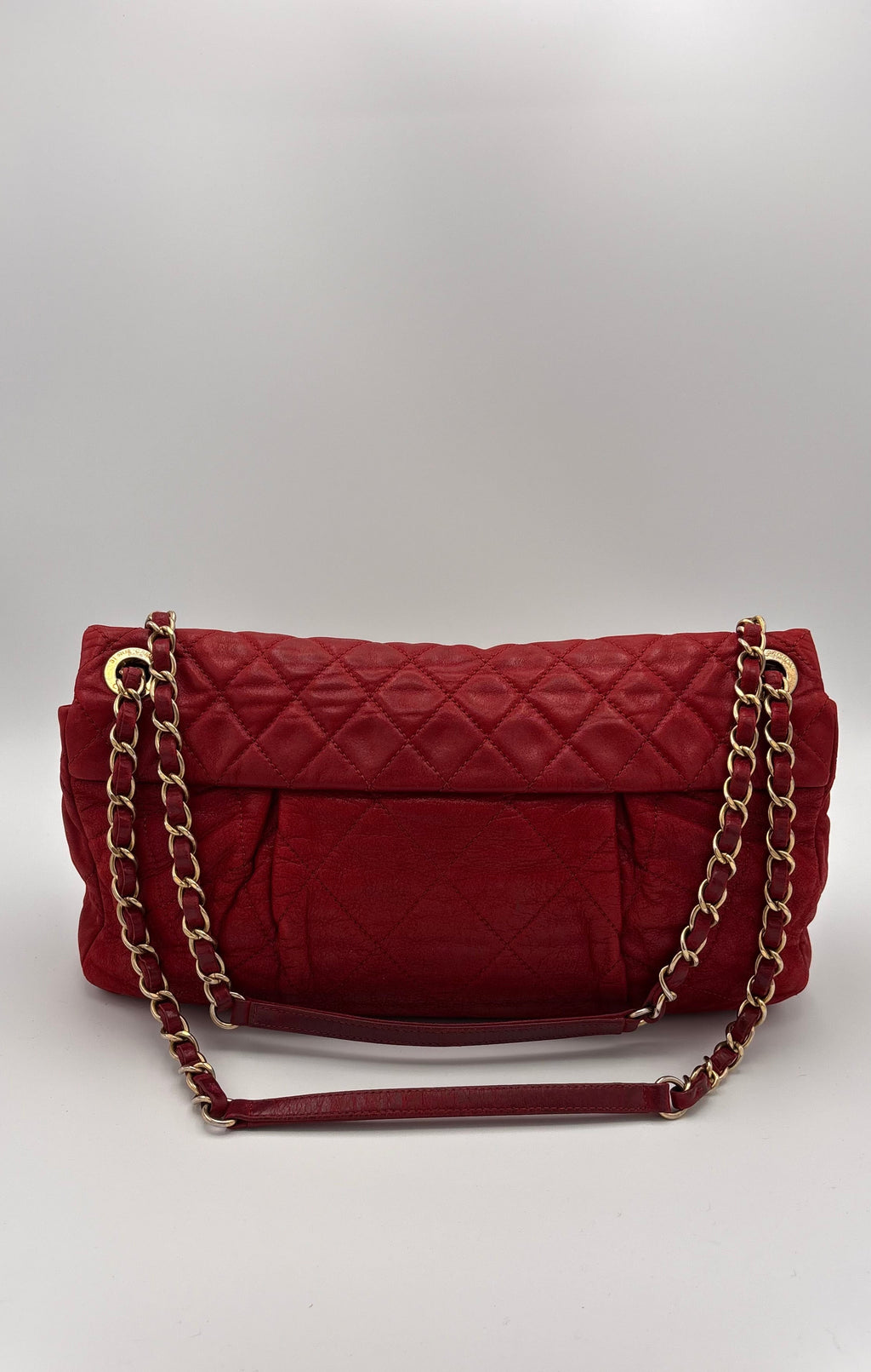 Chanel Flap Bag mit goldener Hardware