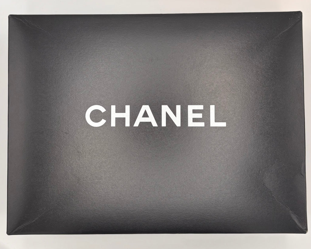 Chanel Flap Bag mit goldener Hardware