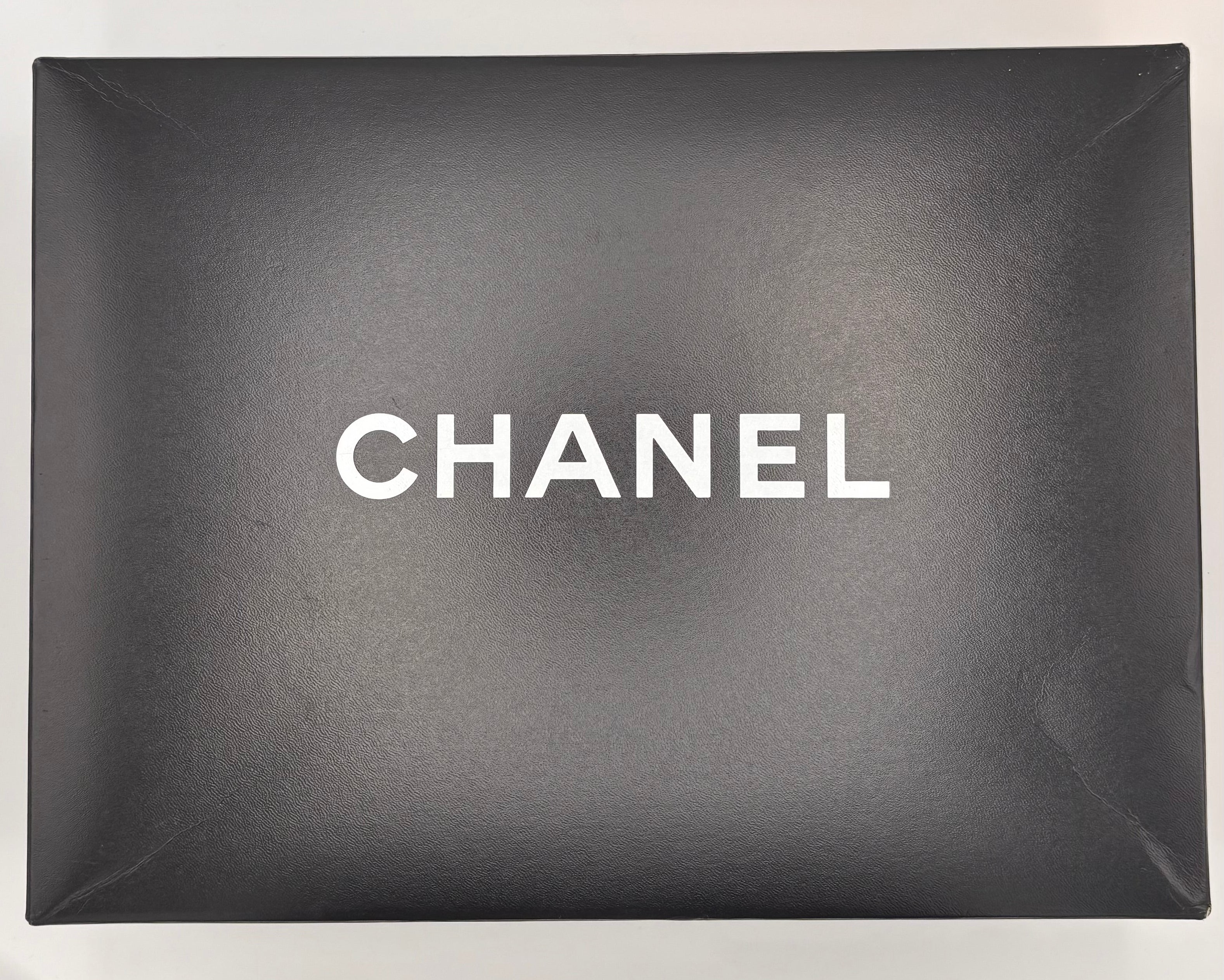 Chanel Flap Bag mit goldener Hardware