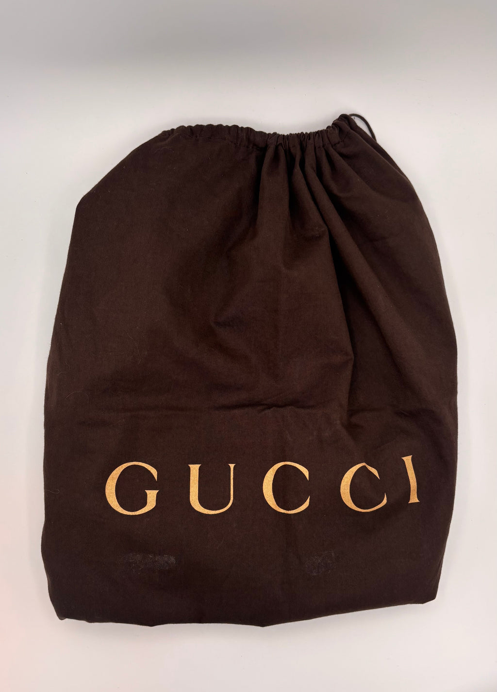 Dunkelbraune Gucci Sukey aus Leder