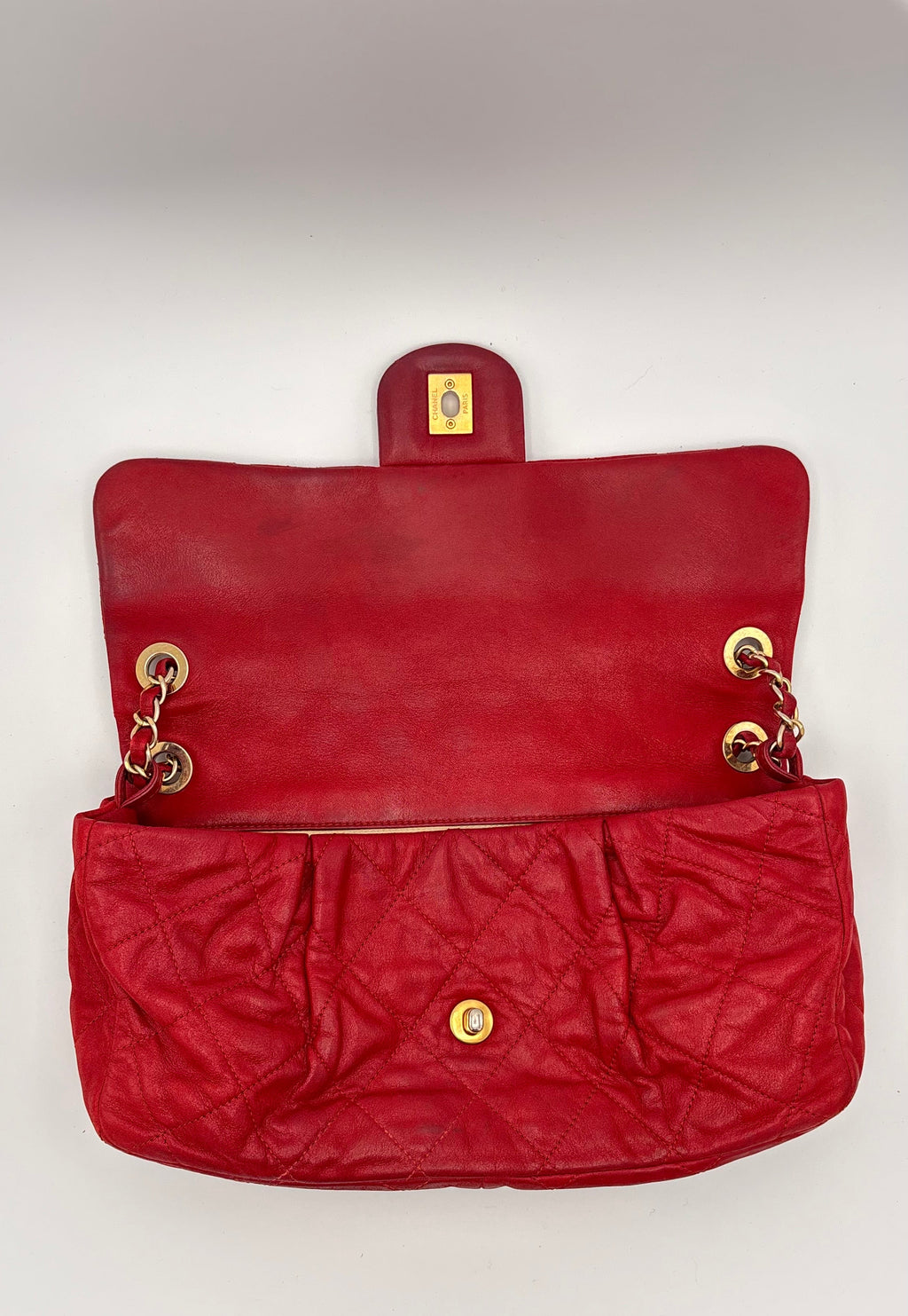 Chanel Flap Bag mit goldener Hardware